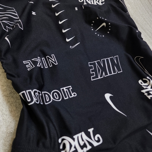 NWT Nike Hydrastrong Multi Print Cutout One Piece Swimsuit Black Size 2 - Picture 6 of 16